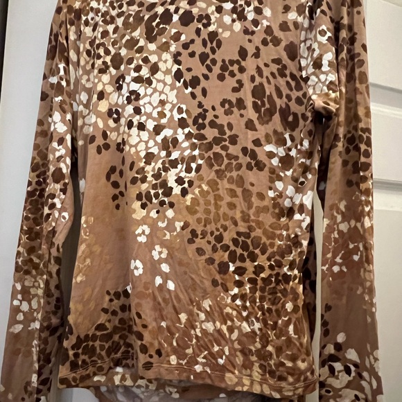 Gorgeous Ann Taylor Wrap Top - Animal Print - Picture 2 of 6